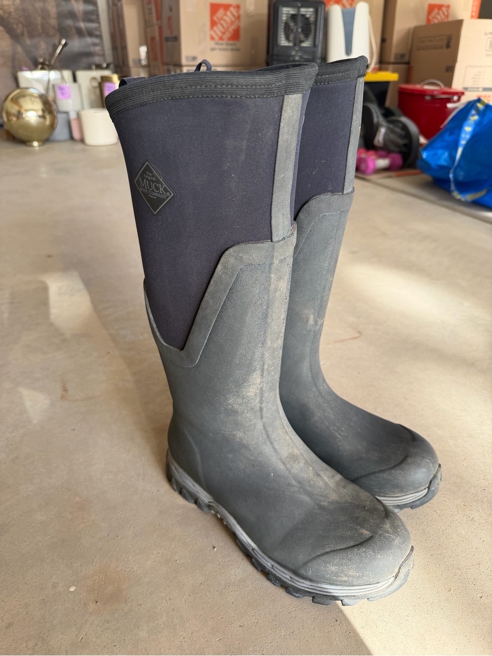 Muck Boots Tall Waterproof Neoprene Work Boots in Black